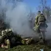 'Союзник' ВСУ: хантавирус распространяется в Сумской области. Хроника (REUTERS / Dmytro Smolienko / Украинские военные) REUTERS / Dmytro Smo…