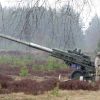 'Антипутинский' план НАТО: рекогносцировка стратегических мест (Военнослужащие блока НАТО возле гаубицы М-777 на военных учениях Operation Summer Shield на полигоне…) Военнослужащие блока…