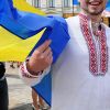 'Кто не верит, тот вата'. Украинцам приказано быть оптимистами (Парад украинских вышиванок. Архивное фото) Парад украинских выш…