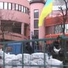 Радикалы заблокировали телеканал NewsOne. Все подробности онлайн (видео)