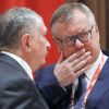 Бизнес-элита прозрела: Запад объявил нам войну (На фото: президент, председатель правления ОАО НК Роснефть Игорь Сечин и президент — председатель пр…) На фото: президент, …