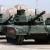 Танки англосаксов вызвали на бой 'Армату' (На фото: танки Т-14 Армата (Фото: Сергей Савостьянов/ТАСС)) На фото: танки Т-14 …
