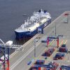 В России, кажется, придумали, как выгодно продавать газ при низких ценах (Арктический танкер-газовоз Кристоф де Маржери (ледового класса Arc7), разработанный для проекта Ямал…) Арктический танкер-г…