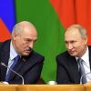 Польские СМИ: пока Россия всасывает Белоруссию, Китай поедает ее (Президент РФ Владимир Путин и президент Белоруссии Александр Лукашенко на пленарном заседании VI Фор…) Президент РФ Владими…