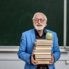 Как опыт работы влияет на зарплату учителей, врачей и программистов