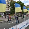 Киев 'поражает Русь на карте указательным перстом' (В Киеве во время празднования Дня города | © РИА Новости / Стрингер) В Киеве во время пра…