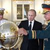 Al Quds: Путин — единственный лидер Ближнего Востока (Президент РФ В. Путин принимает участие в торжествах по случаю Дня ВМФ РФ | © РИА Новости, Алексей Никольский) Президент РФ В. Пути…