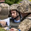 Украинская власть ведёт с неонацистами одну общую партию (Украинская власть ведёт с неонацистами одну общую партию) Украинская власть ве…