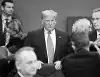 Саммит НАТО закончился скандалом вокруг Трампа (Трамп почувствовал себя на саммите НАТО обиженным и решил уехать досрочно) Трамп почувствовал с…