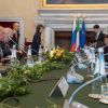 Западные санкции против России – фарс во всех отношениях (Западные санкции против России – фарс во всех отношениях) Западные санкции про…