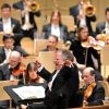 Le Figaro: белый расизм добрался до классической музыки (Дирижер Джеймс Ливайн и Бостонский симфонический оркестр | © AP Photo, Josh Reynolds/ AP Images for …) Дирижер Джеймс Ливай…