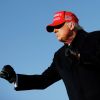 Трамп показал Америке правду, которую она не сможет перенести (Президент США Дональд Трамп во время предвыборного ралли в штате Айова | © REUTERS / Carlos Barria) Президент США Дональ…