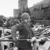 В 1945-м русские спасли Европу от самой себя: этого нам не простили (Знамена поверженных фашистских армий падают к стенам Кремля. Москва. 1945 год | © РИА Новости / Макс Альперт) Знамена поверженных …