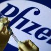 CNN: Pfizer заявила о создании нового лекарства от COVID-19 (Шприц и ампула на фоне логотипа Pfizer | © РИА Новости, Владимир Трефилов) Шприц и ампула на фо…