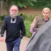 Элиты коллективного Запада традиционно сеют смерть для удержания своей власти (Александр и Дарья Дугины. 20 августа 2022 года. Пишут, что это последнее совместное фото) Александр и Дарья Ду…