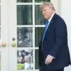 Сергей Глазьев: Маниакальное стремление Трампа 'сделать Америку снова великой' может ускорить ее крах (На фото: президент США Дональд Трамп (Фото: picture alliance / Consolidated/)) На фото: президент С…