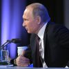 Владимир Путин меняет курс (Путин: Экология останется важнейшей составляющей работы руководства страны | © РИА Новости, Алексей Дружинин) Путин: Экология оста…