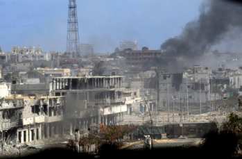 Город Сирт. Геноцид фашистского блока НАТО - жителей уничтожают наземными наёмниками и бомбёжками. Бомбежки ведутся в том числе кассетными и вакуумными бомбами Город Сирт. Геноцид …