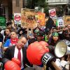 Шарлотта против банкстеров (Против банков США) Против банков США