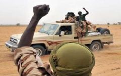 боевики Зинтан захватили ряд правительственных машин в Триполи боевики Зинтан захва…