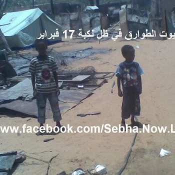 Дети таурегов в лагере временного пребывания Дети таурегов в лаге…