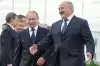 Путин и Лукашенко пришли к договоренности в нефтегазовом вопросе (Владимир Путин и Александр Лукашенко | Фото: Дмитрий Азаров / Коммерсантъ) Владимир Путин и Але…