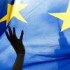 Евросоюз позволил украинцам ездить Старый Свет без виз, но не работать - DE (Депутаты Европейского парламента одобрили безвизовый режим с Киевом, сообщает Daily Express. Теперь …) Депутаты Европейског…