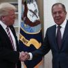 Трамп назвал Коми 'чокнутым' при Лаврове - CNN (Президент США Дональд Трамп стремится доказать американцам, что спекуляции о его связях с Россией — …) Президент США Дональ…