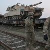 Создать экономические проблемы: США хотят заставить своих противников увеличить военные расходы (США хотят заставить противников увеличить расходы на вооружение) США хотят заставить …
