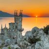 Зачем крымским ласточкам двуглавый орёл