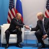 Трамп толкает мир прямо в руки Путина (Владимир Путин и Дональд Трамп во время встречи | © РИА Новости, Михаил Климентьев) Владимир Путин и Дон…