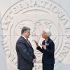 Киев — МВФ: Долги отдают только слабаки (На фото: президент Украины Петр Порошенко и глава Международного валютного фонда Кристин Лагард (Фот…) На фото: президент У…