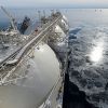 Россия жмет на газ: литовское эхо (Танкер-газовоз Гранд Анива на территории первого в России завода по производству сжиженного газа (СП…) Танкер-газовоз Гранд…