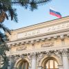 Рубль называли 'независимым' от нефти, а он упал вслед за баррелем