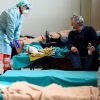 Почему Европа не справляется с коронавирусом (Почему Европа не справляется с коронавирусом) Почему Европа не спр…