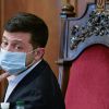 Пошлый маскарад под видом карантина. Киев прячется под маской (© REUTERS, AP) © REUTERS, AP