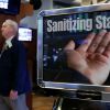 США спасают нас и весь мир: почему миллиардеры в бешенстве (Трейдер на Нью-Йоркской фондовой бирже | © AP Photo / Richard Drew) Трейдер на Нью-Йоркс…