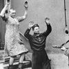 Факты о Второй мировой войне, которые оказались неправдой (Гитлеровцы переодевались в женскую одежду, пытаясь скрыться. Берлин, Германия | © РИА Новости, Анато…) Гитлеровцы переодева…