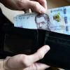 Украина опередила РФ по размеру минимальной зарплаты: в чем секрет (Банкноты номиналом 1000 гривен | © РИА Новости / Стрингер) Банкноты номиналом 1…