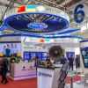 Скандал года: китайцы 'разденут' Украину на 3,5 миллиарда долларов (Скандал года: китайцы разденут Украину на 3,5 миллиарда долларов) Скандал года: китайц…
