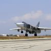 Business Insider:  самолеты советской конструкции до сих пор летают (Российский Су-24М взлетает с авиабазы Хмеймим в Сирии | © AP Photo, Alexander Kots, Komsomolskaya Pr…) Российский Су-24М вз…