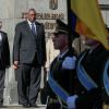 Чёрный господин из США инспектирует американские протектораты в Европе (Чёрный господин из США инспектирует американские протектораты в Европе) Чёрный господин из С…