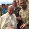 Сверхзадача специальной операции (Патриоты украинцы с Папой Франциском символизируют поиск смыслов) Патриоты украинцы с …