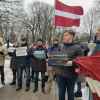 Над Латвией восходит неонацистское солнце