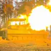 WSJ: 'Достаточно одной ошибки ВСУ — и Часов Яр падет за несколько дней' (На фото: боевая работа расчета самоходной артиллерийской установки (САУ) 2С1 Гвоздика в зоне проведе…) На фото: боевая рабо…