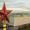 В Кремле ответили Трампу, обстрелы и налёты. (© РИА Новости . Алексей Дружинин/Антон Денисов/Пресс-служба президента РФ / Московский Кремль) © РИА Новости . Алек…
