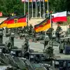 Силен ли будет 'Четвертый Европейский Рейх' или дело Остапа Бендера бессмертно (Армии НАТО концентрируются у Российских границ.) Армии НАТО концентри…