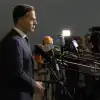 Впотьмах. Слово Трампа, $2 млрд на кону. В НАТО открыли заседание по Украине (Фото : скриншот / Марк Рютте и журналисты 15 октября 2025 года в штаб-квартире НАТО) Фото : скриншот / Ма…